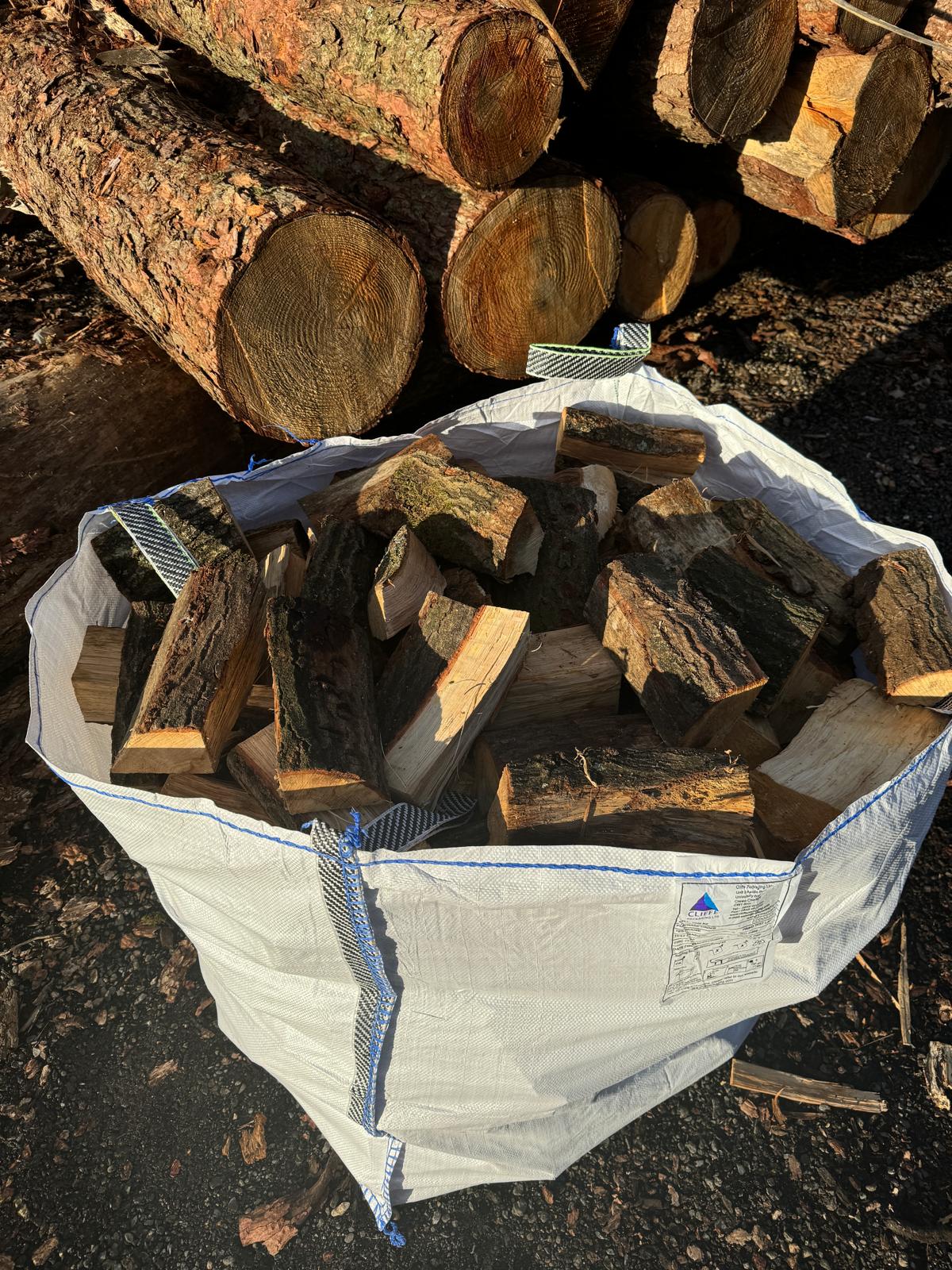 Seasoned Hardwood Firewood — 1 Bulk Bag